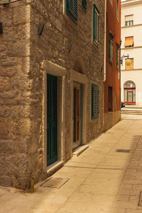 St. Clara Old Town Aparthotel Sibenik Luaran gambar